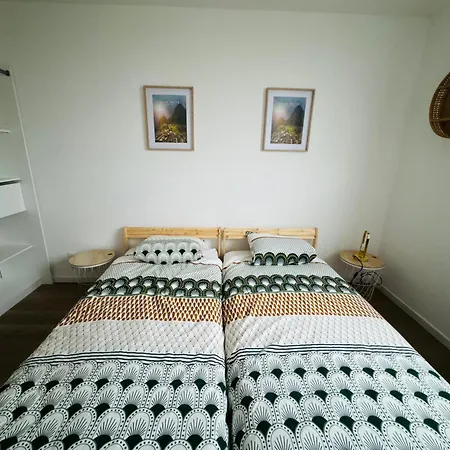 Lumineux Et Calme Et Commerces