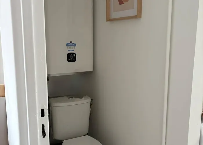 Lumineux Et Calme Et Commerces